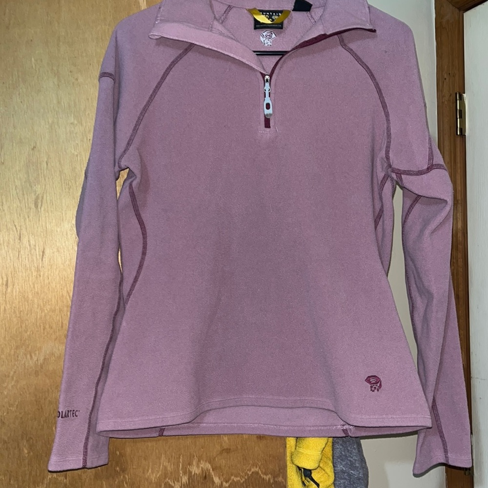 Mountain hardware fleece